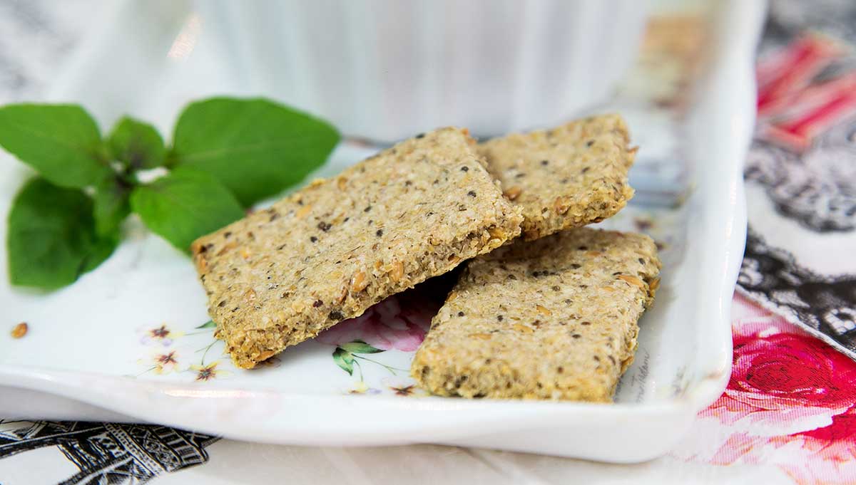 Biscoito Salgado Cracker de Aveia : Receita Crocante e Saudável 7 biscoito salgado Cracker de aveia