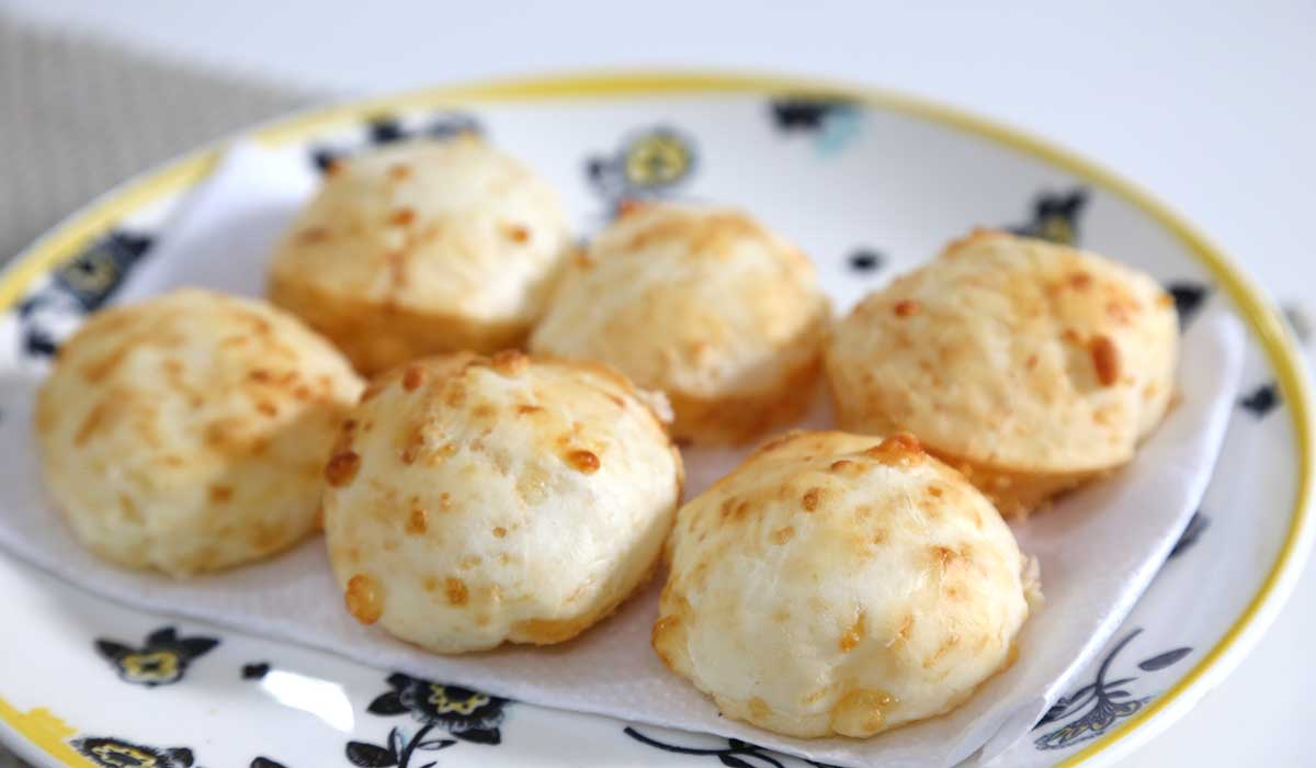 Aprenda a Fazer: Pão de Queijo de Tapioca 6 pão de queijo de tapioca