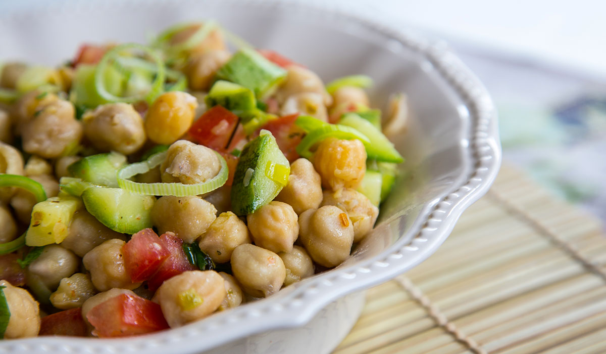 salada de grão-de-bico