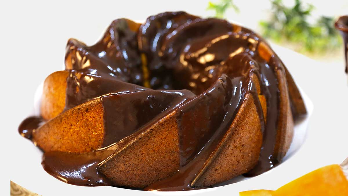 Bolo de cenoura no liquidificador