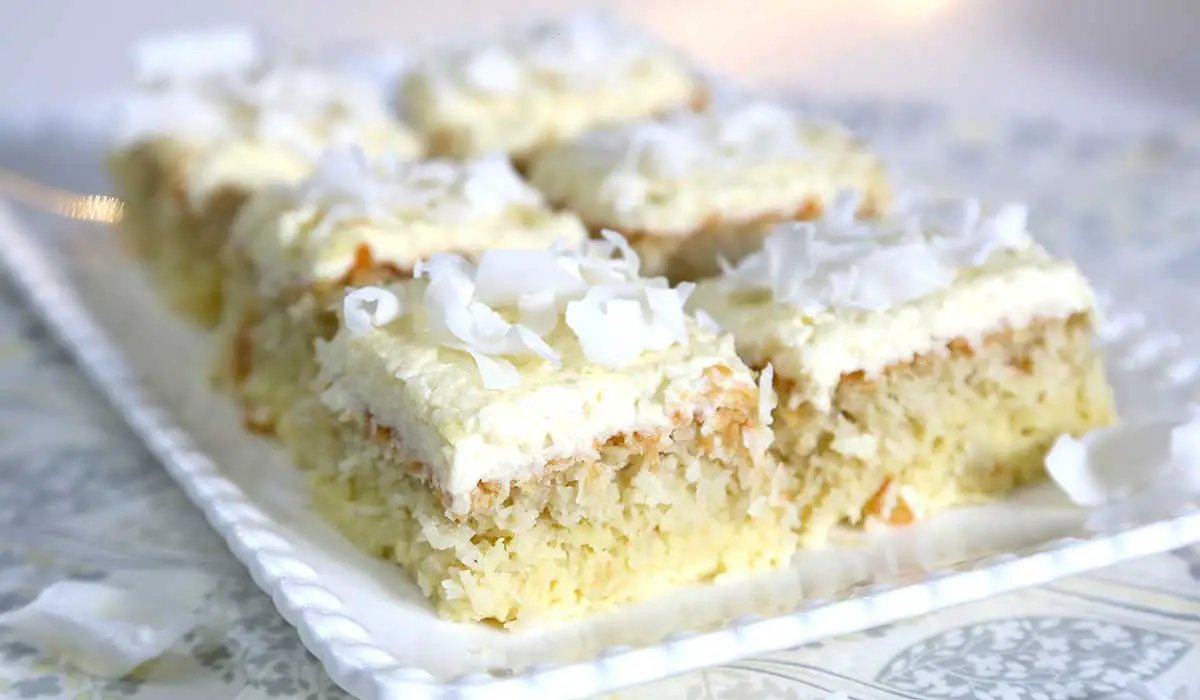 bolo de coco molhadinho