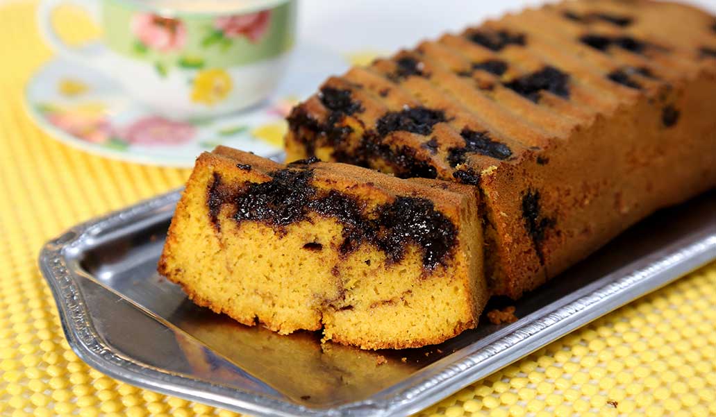 Como Fazer Bolo de Cenoura Recheado com Brigadeiro 1 bolo de cenoura