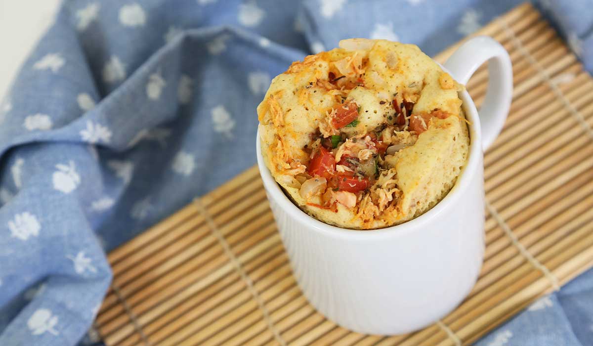 Descubra Como Fazer Torta de Frango na Caneca: simples, rápida e sem glúten.