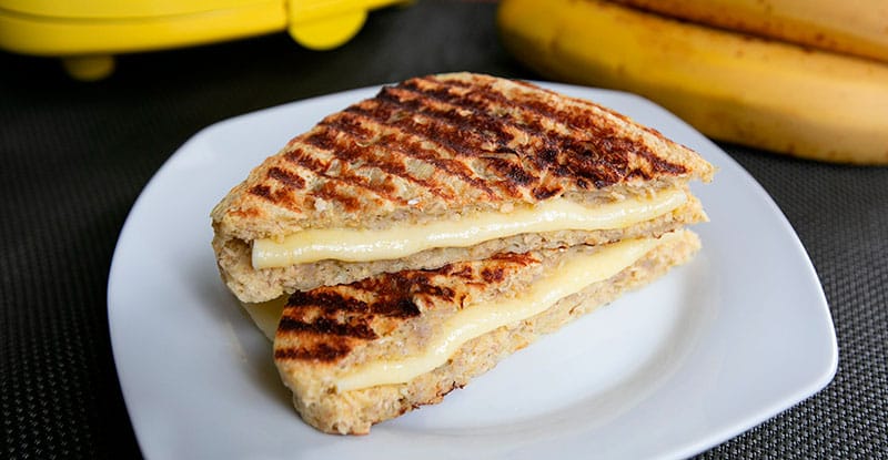 Descubra como Preparar um Pão de Banana em 3 Minutos