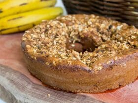 Parece Pudim! Bolo de Banana com Iogurte Molhadinho 18 bolo de banana com iogurte