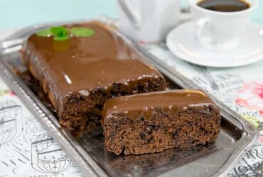 Descubra Como Fazer um Bolo de Chocolate Fit: Irresistível e Chocolatudo 3 bolo de chocolate