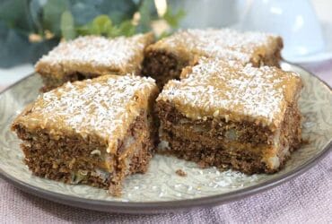 Pronto em 3 Minutos! Bolo de Banana com Aveia Molhadinho 3 bolo de banana com aveia