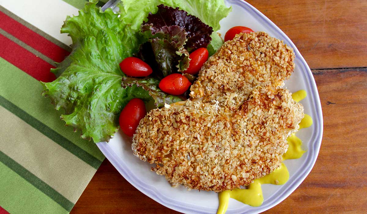 Um Frango Empanado Saudável e Delicioso: Como Preparar Sem Fritura