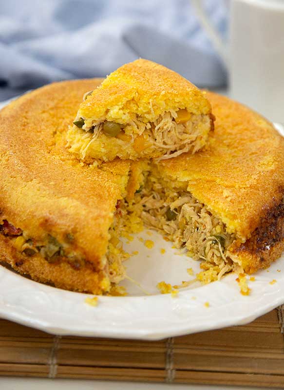 Torta de frango com flocão de milho