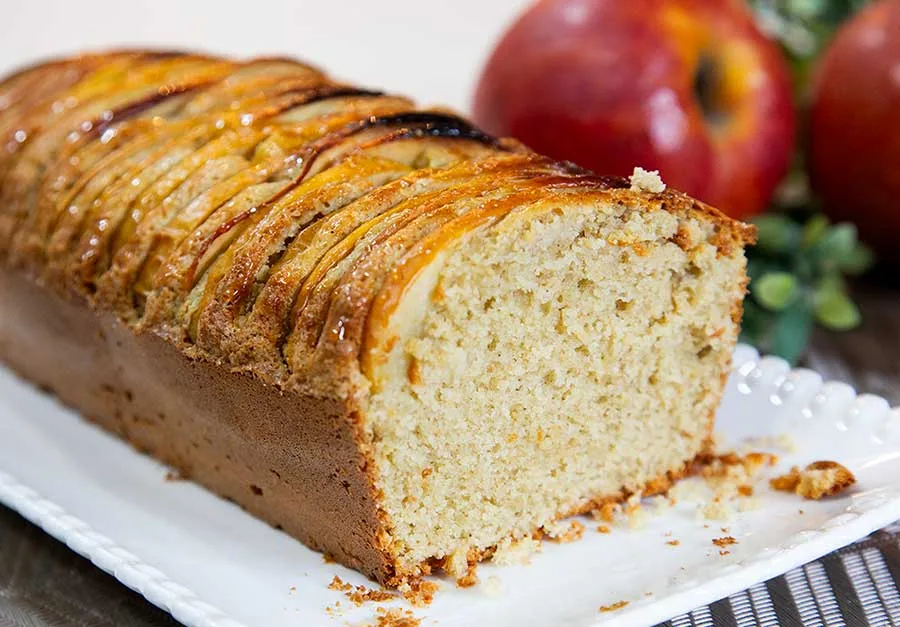 bolo de maçã fácil e fofinho