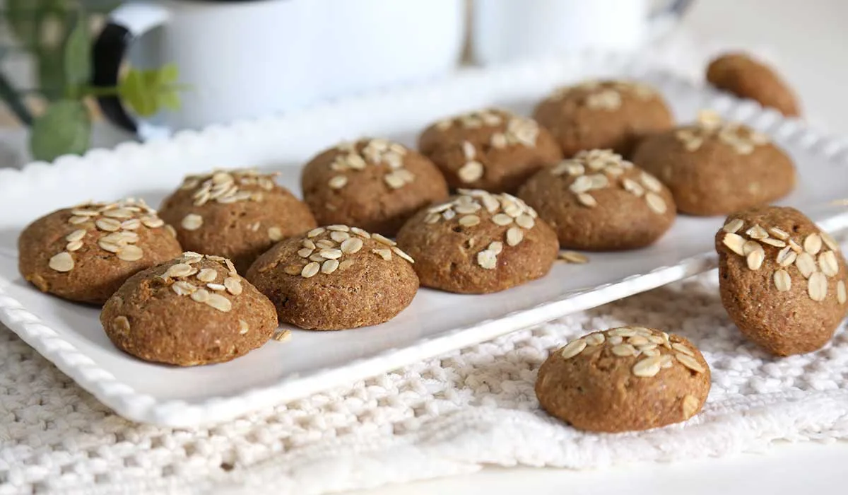 Aprenda este Biscoito Caseiro com Aveia: Sem Ovo, Sem Leite e Sem Açúcar