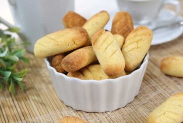 Biscoitos Sem Leite e Sem Açúcar: Saudável e Fácil de Fazer 30 biscoitos sem leite e sem açúcar