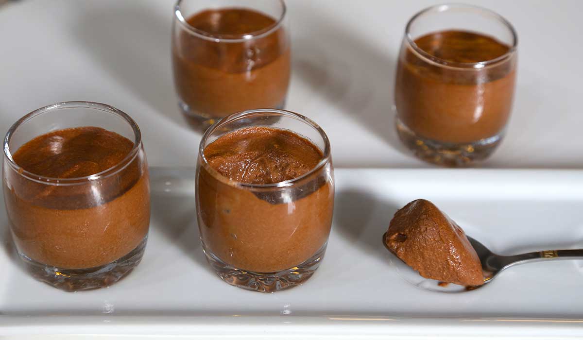 mousse de chocolate com 3 ingredientes