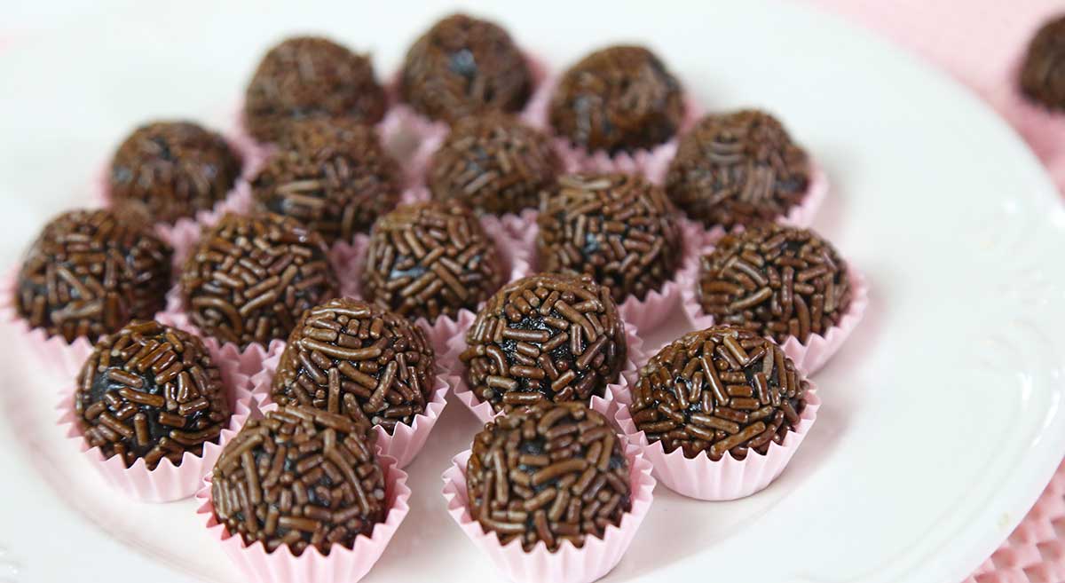 Brigadeiro Sem Leite Condensado: Fácil e Irresistível! 6 brigadeiro sem leite condensado