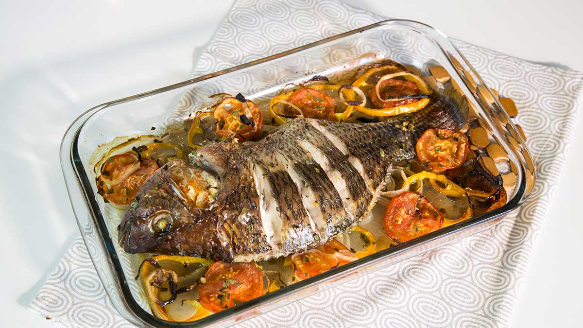 tilápia assada no forno