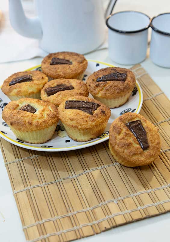 bolinho sem leite, sem açúcar e sem farinha