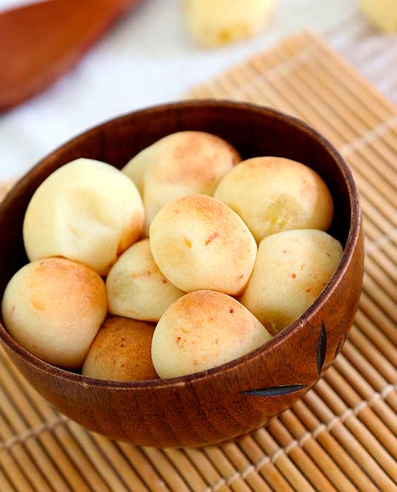 Aprenda a Fazer Pão de Queijo de Batata Doce Sem Glúten 5 pão de queijo de batata doce