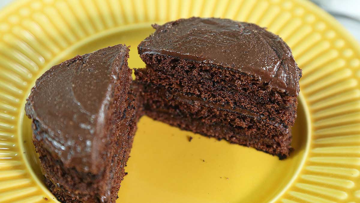 Feito na Frigideira: Bolo de Chocolate Fofinho e Sem Glúten 6 bolo de chocolate