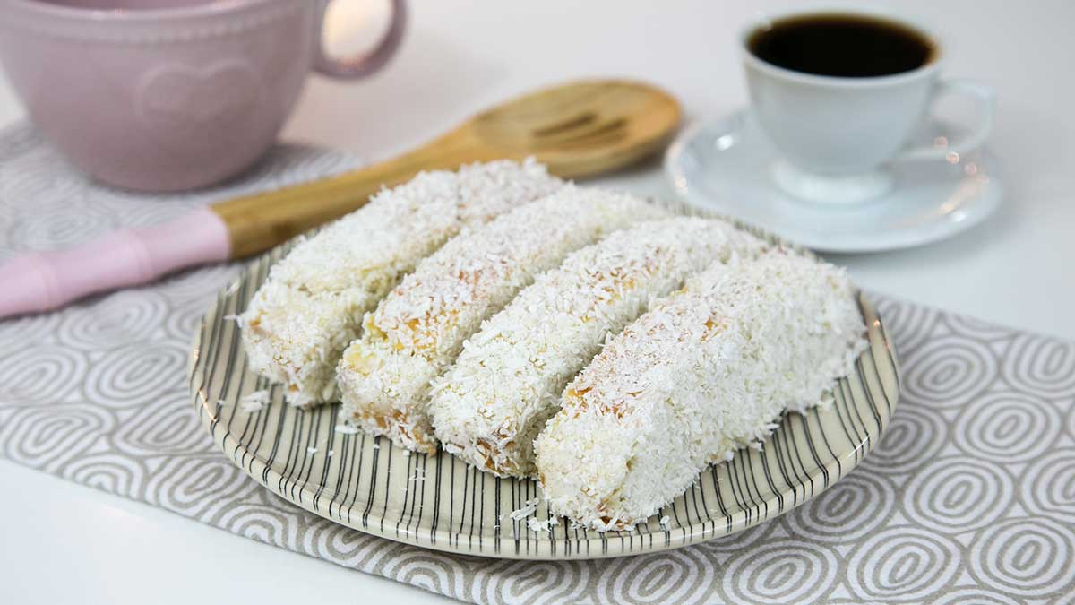 Descubra como Preparar um Bolo de Coco Molhadinho e Irresistível 5 bolo de coco molhadinho