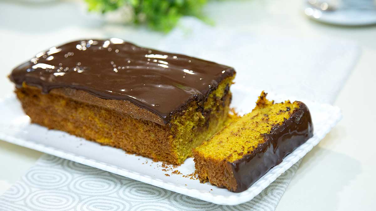 Bolo de Cenoura Sem Açúcar, Sem Leite e Sem Trigo