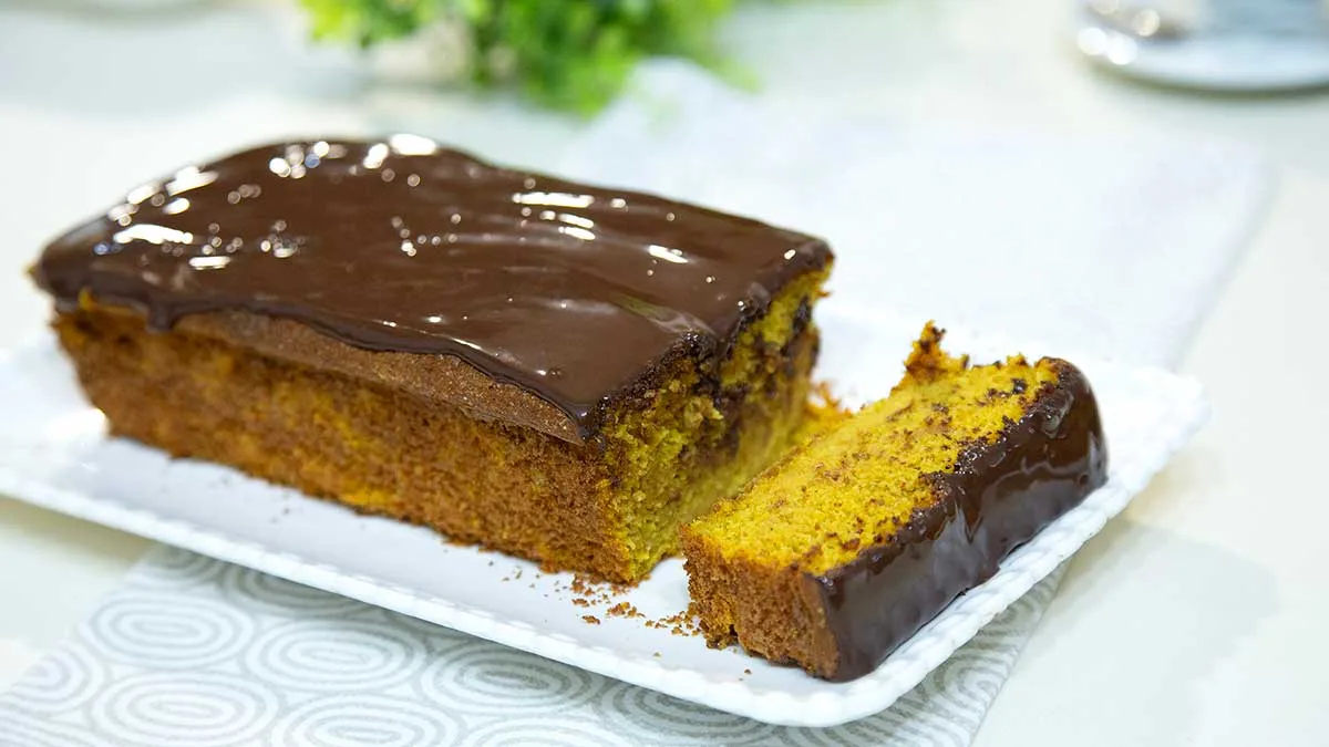 Bolo de Cenoura Sem Açúcar, Sem Leite e Sem Trigo