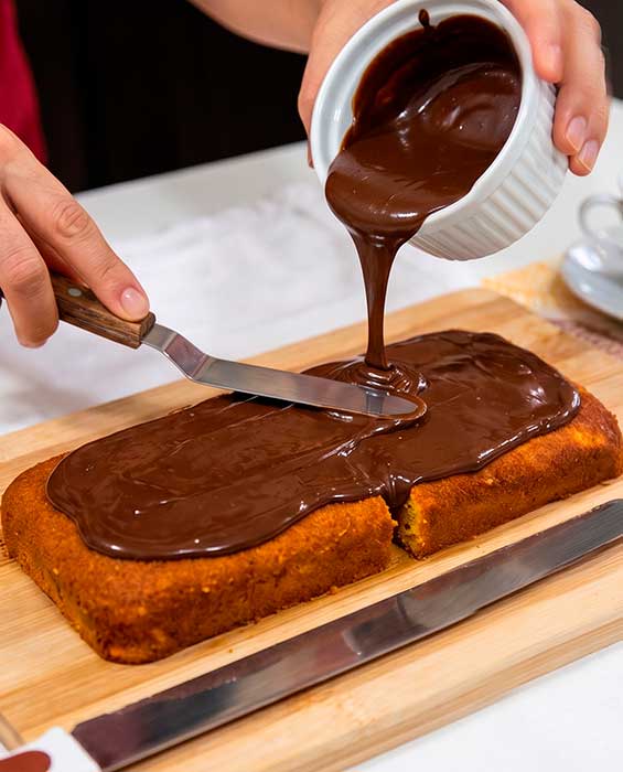 Bolo de Cenoura Fofinho Sem Glúten e Sem Lactose 5 bolo de cenoura fofinho