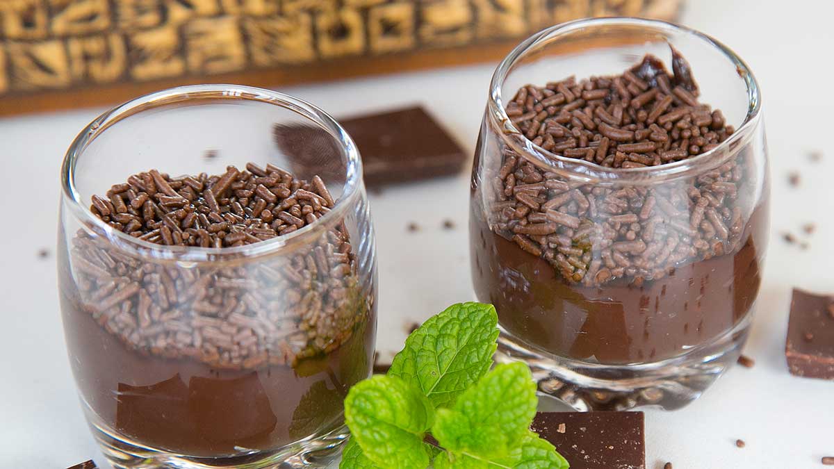 Brigadeiro de Colher Cremoso (Sem Açúcar e Sem Lactose) – Pronto em Minutos! 25 Brigadeiro de Colher Cremoso (Sem Açúcar e Sem Lactose) – Pronto em Minutos!