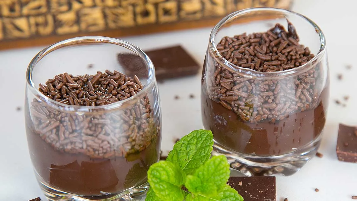 Brigadeiro de Colher Cremoso (Sem Açúcar e Sem Lactose) – Pronto em Minutos! 10 Brigadeiro de Colher Cremoso (Sem Açúcar e Sem Lactose) – Pronto em Minutos!